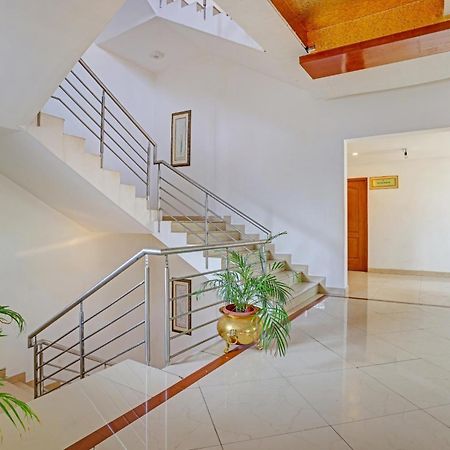 Hotel Super Collection O Indraprastha à Thiruvananthapuram Extérieur photo