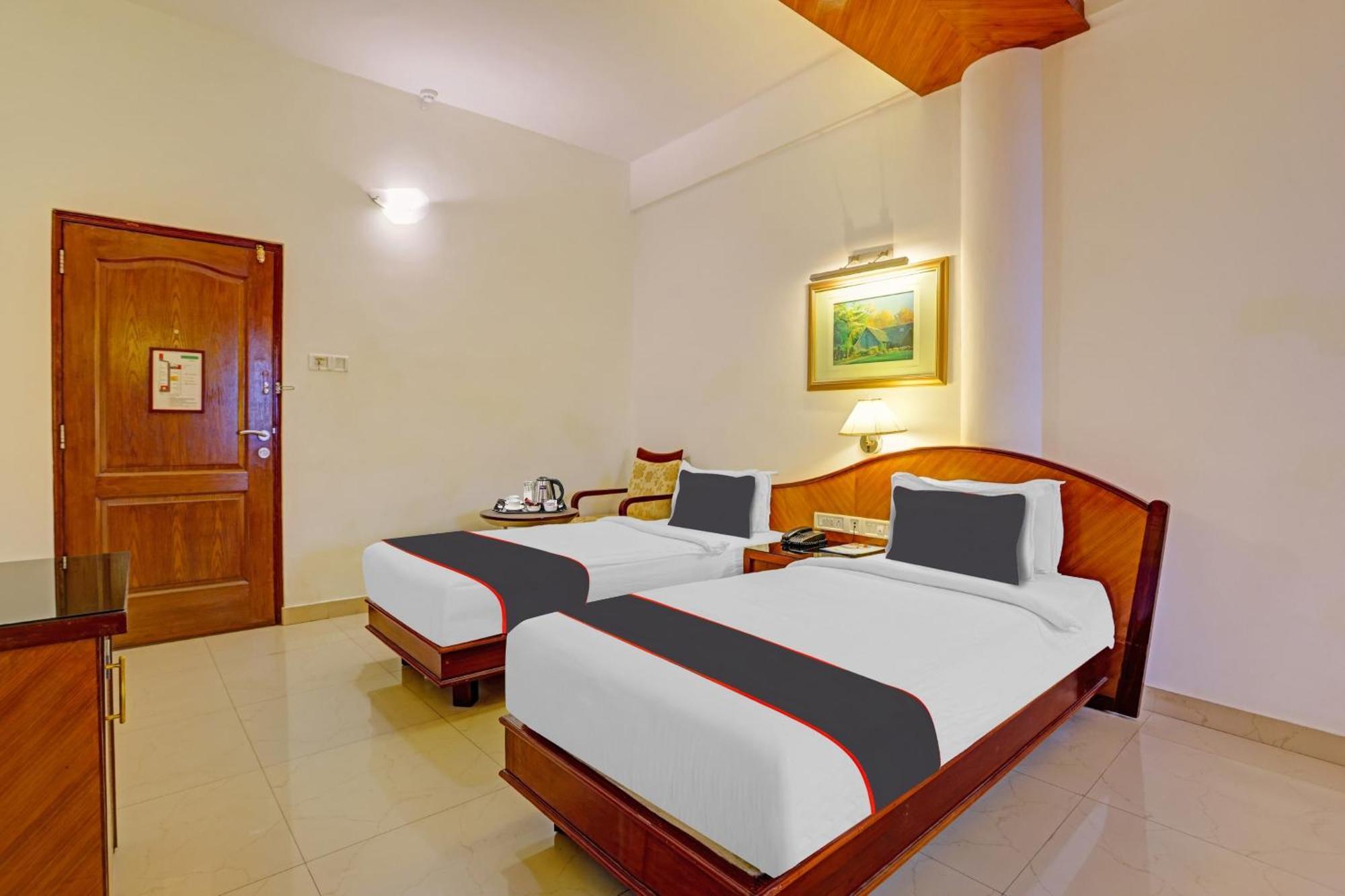 Hotel Super Collection O Indraprastha à Thiruvananthapuram Extérieur photo